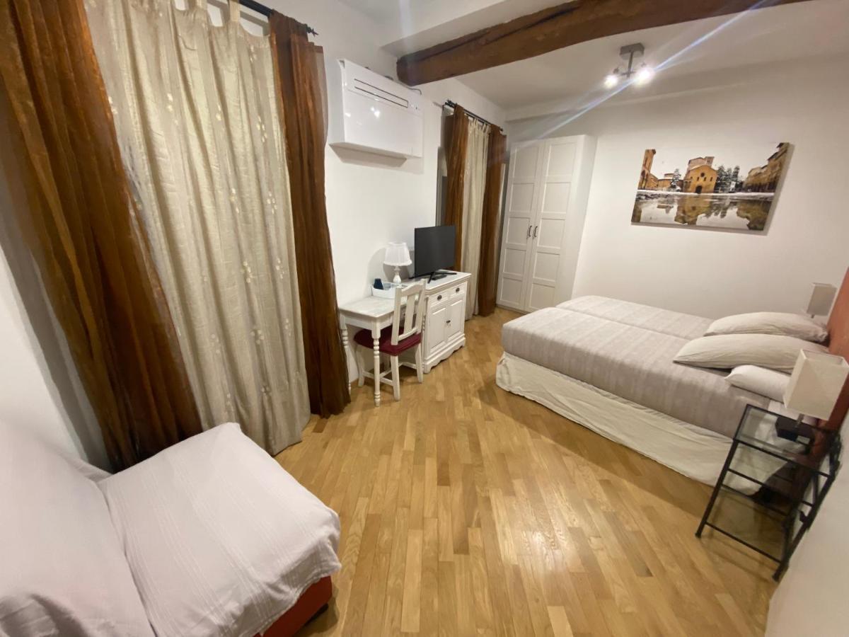B&B And Home La Piazzetta Della Pioggia Болонья Экстерьер фото