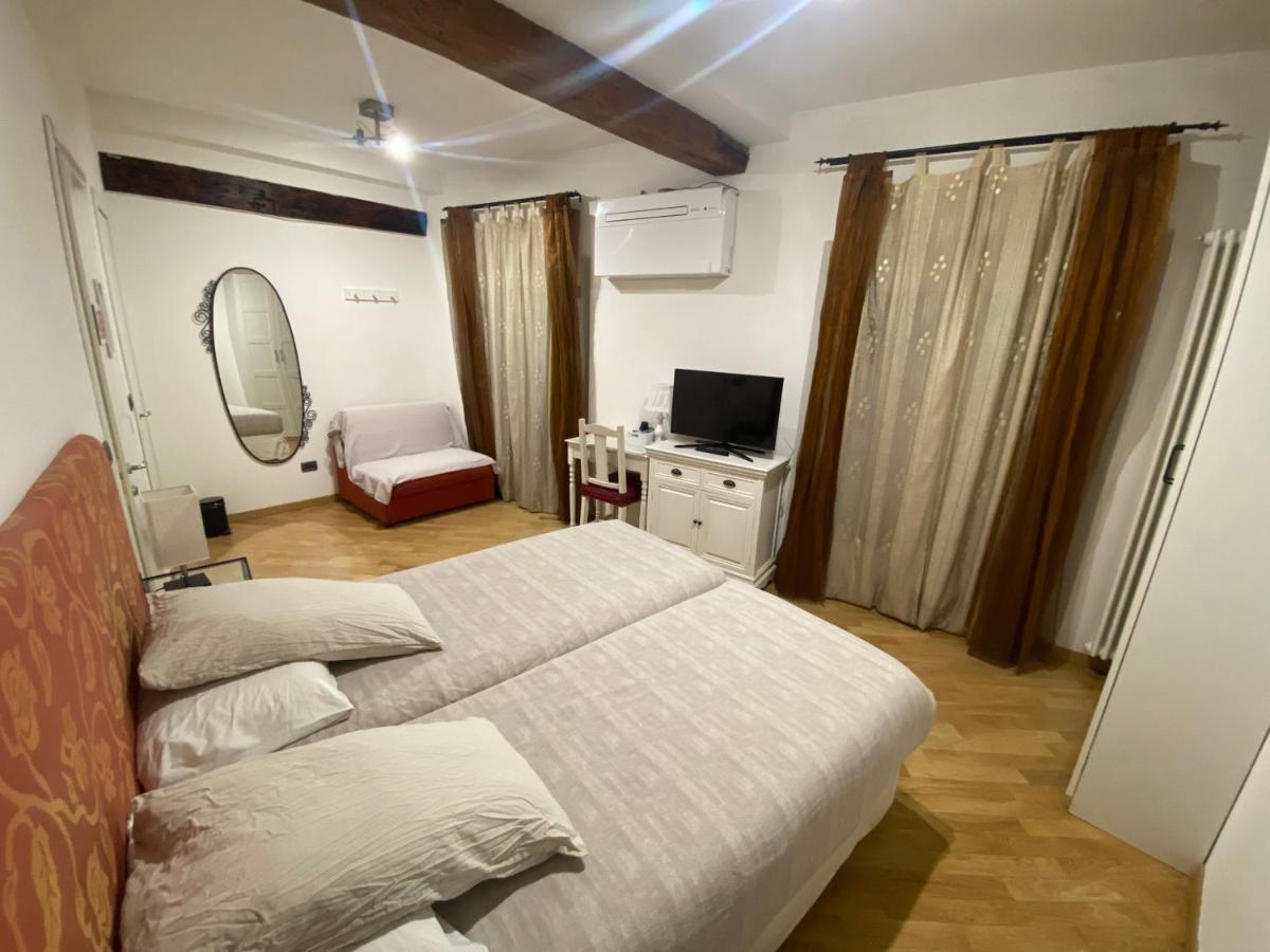 B&B And Home La Piazzetta Della Pioggia Болонья Экстерьер фото